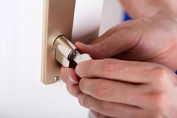 Halstead Key's Assistance Locksmith